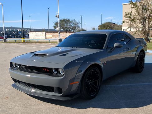 Used 2023 Dodge Challenger R/T Scat Pack image 8