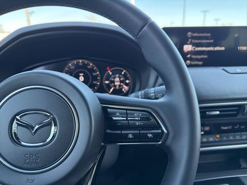New 2025 MAZDA CX-90 Plug-In Hybrid w/ Premium Plus AWD/4WD image 34