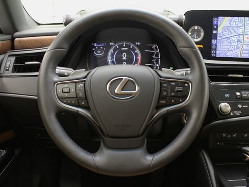 Used 2022 Lexus ES 350 Premium image 57