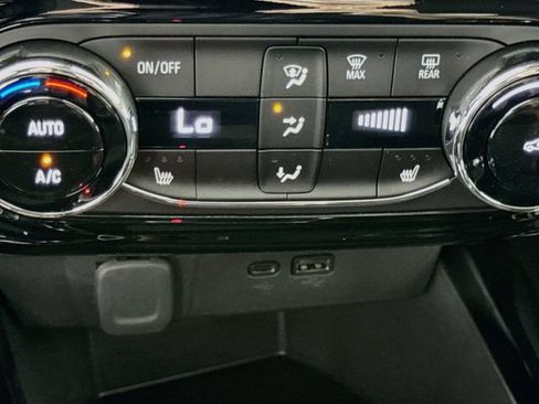New 2026 Chevrolet Trax LT w/ Driver Confidence Package FWD image 21