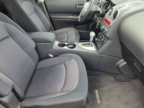 Used 2010 Nissan Rogue SL w/ Premium Pkg image 14