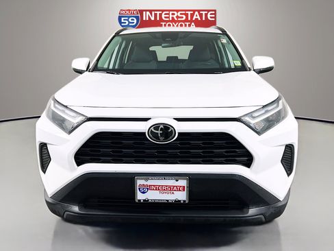 Used 2023 Toyota RAV4 XLE image 2