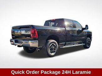 Used 2025 RAM 3500 Laramie video 2