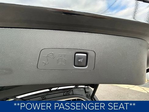 Used 2023 Lincoln Corsair Grand Touring w/ Equipment Group 302A image 11