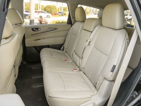 Certified 2018 INFINITI QX60 FWD w/ Premium Plus Package image 19