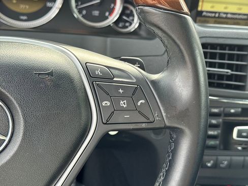 Used 2012 Mercedes-Benz E 350 Cabriolet image 23