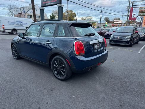 Used 2015 MINI Cooper 4-Door Hardtop image 5