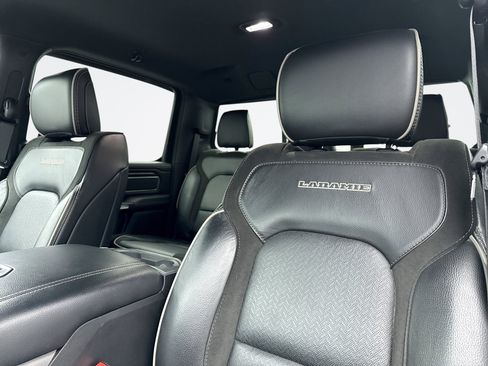 Used 2023 RAM 1500 Laramie AWD/4WD image 9