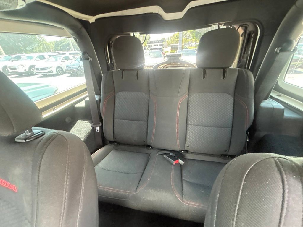 Used 2019 Jeep Wrangler Rubicon w/ LED Lighting Group AWD/4WD image 27