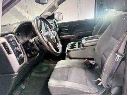 Used 2017 GMC Sierra 1500 SLE w/ SLE Value Package image 6