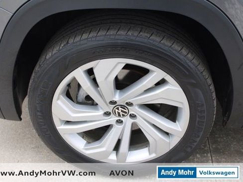 Used 2022 Volkswagen Atlas SE image 13