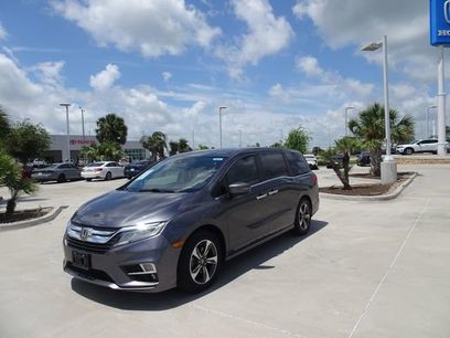 Used 2018 Honda Odyssey Touring