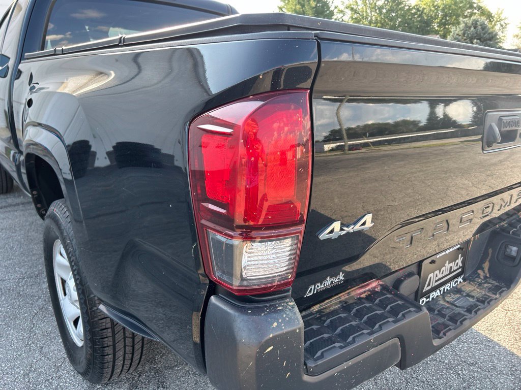 Used 2023 Toyota Tacoma SR AWD/4WD image 9