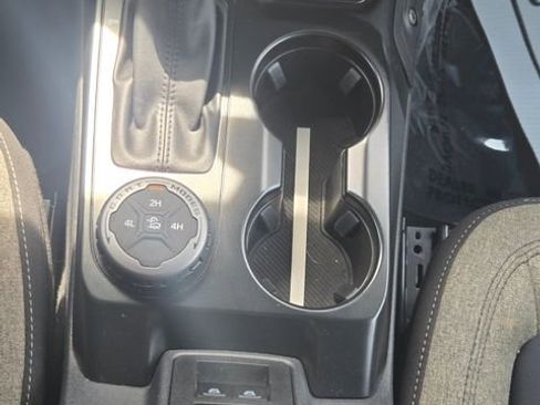 Used 2025 Ford Bronco Big Bend AWD/4WD image 34