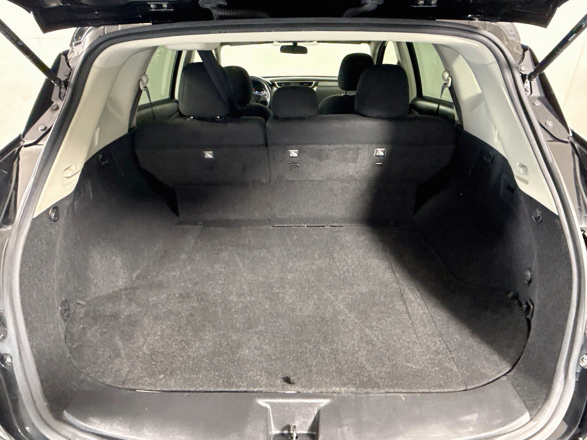 Used 2019 Nissan Murano S FWD image 35