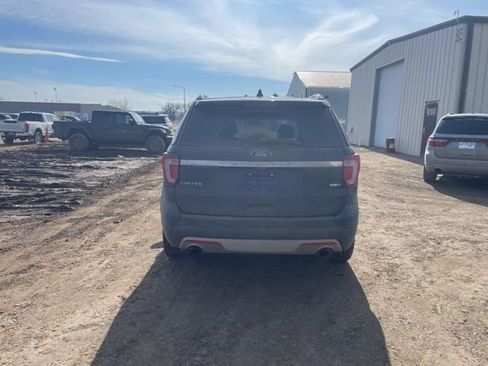 Used 2017 Ford Explorer Limited w/ Equipment Group 303A image 6