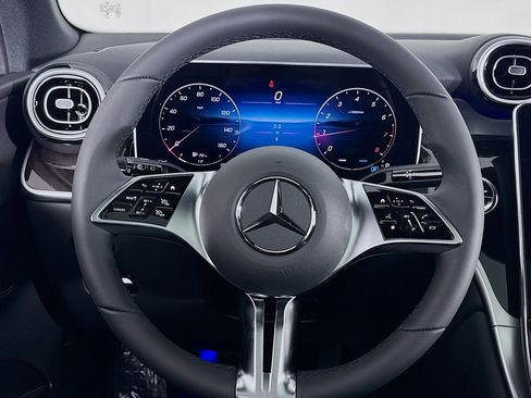 New 2026 Mercedes-Benz GLC 300 4MATIC image 17