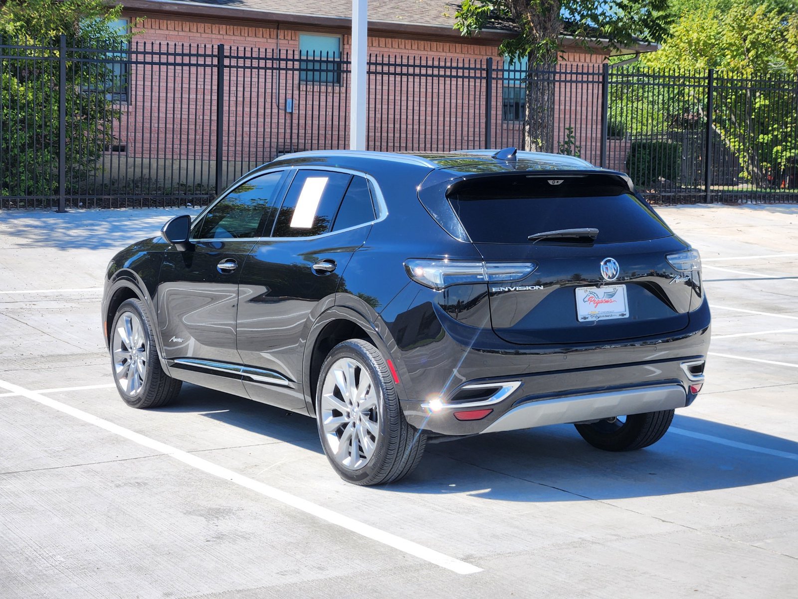 Used 2023 Buick Envision Avenir FWD image 6