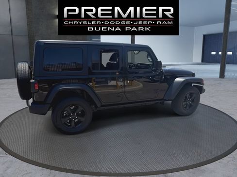 Used 2023 Jeep Wrangler Unlimited Sport AWD/4WD image 8