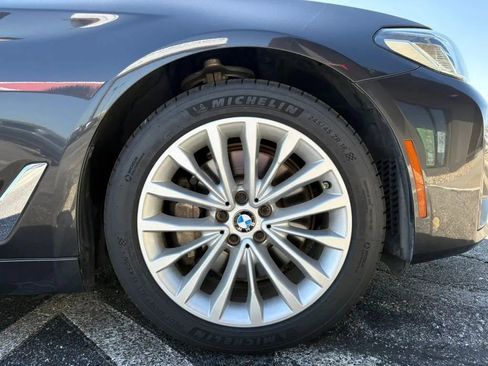 Used 2021 BMW 530i xDrive w/ Premium Package AWD/4WD image 27