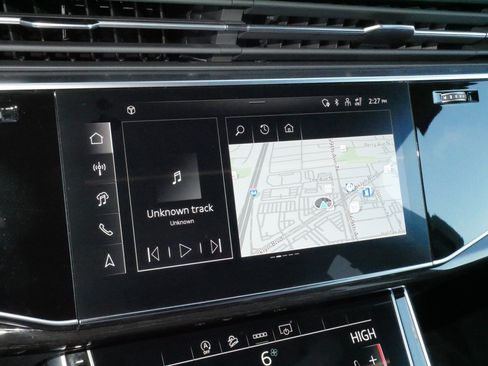 Used 2025 Audi Q7 3.0T Premium Plus image 22