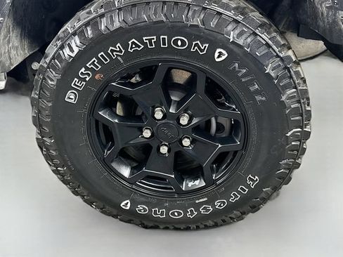 Used 2023 Jeep Wrangler Unlimited w/ Cold Weather Group AWD/4WD image 30