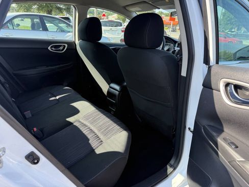 Used 2019 Nissan Sentra SV FWD image 15