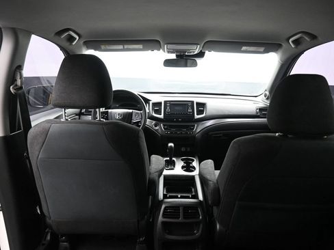 Used 2019 Honda Pilot LX image 38