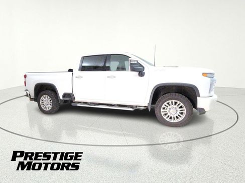 Used 2022 Chevrolet Silverado 3500 High Country w/ Z71 Off-Road Package image 10