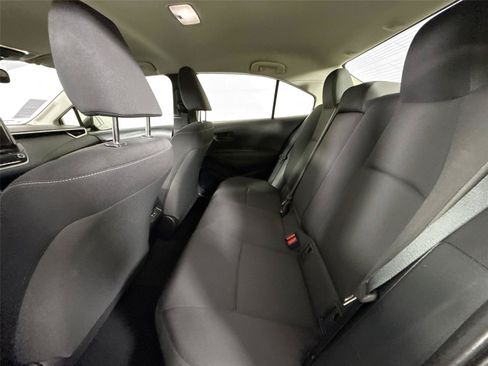 Used 2025 Toyota Corolla LE FWD image 28