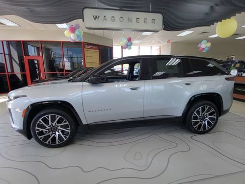 New 2025 Jeep Wagoneer S Limited AWD/4WD image 5