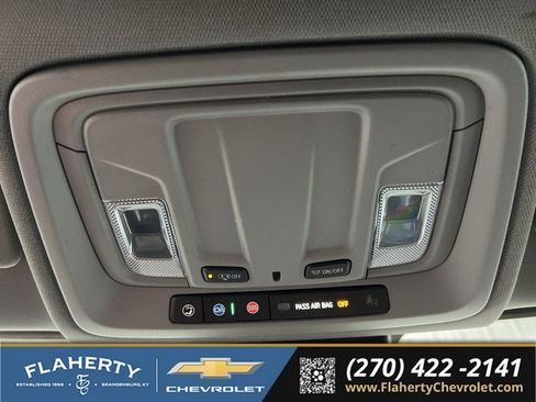 Used 2023 Chevrolet Silverado 1500 LT AWD/4WD image 31