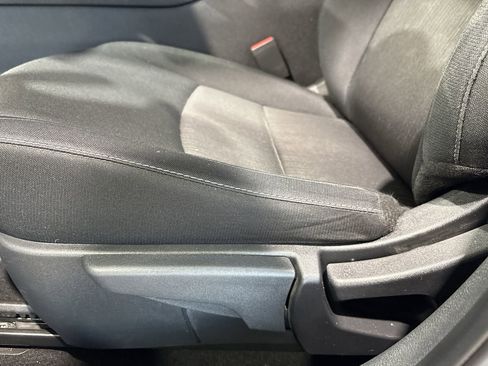 Used 2022 Nissan Sentra SV image 12