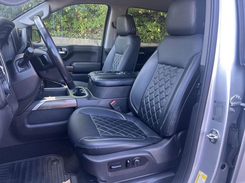 Used 2019 Chevrolet Silverado 1500 RST image 8