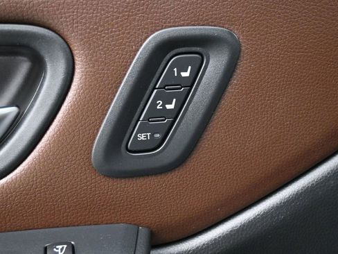 Used 2024 Honda Pilot Elite image 5