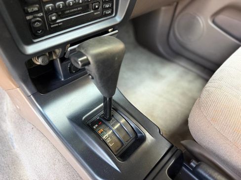 Used 2000 Toyota 4Runner 2WD image 19