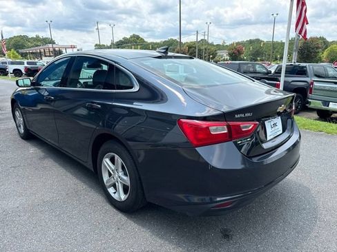 Used 2022 Chevrolet Malibu LS w/ Driver Confidence Package II FWD image 4