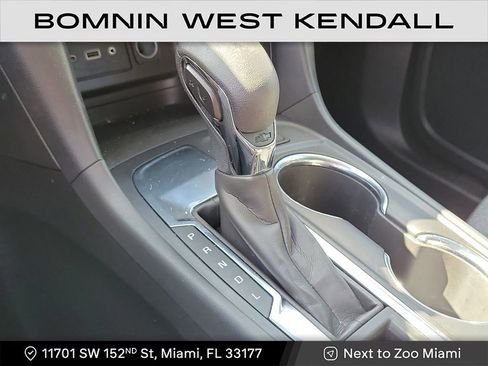 Used 2023 Chevrolet Equinox LT image 22