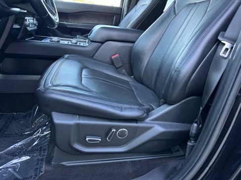 Certified 2019 Ford Expedition Limited w/ Equipment Group 302A AWD/4WD image 6