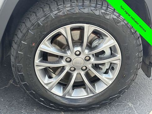 Used 2021 Jeep Cherokee Latitude Lux image 31