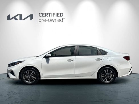 Certified 2024 Kia Forte LXS FWD image 7