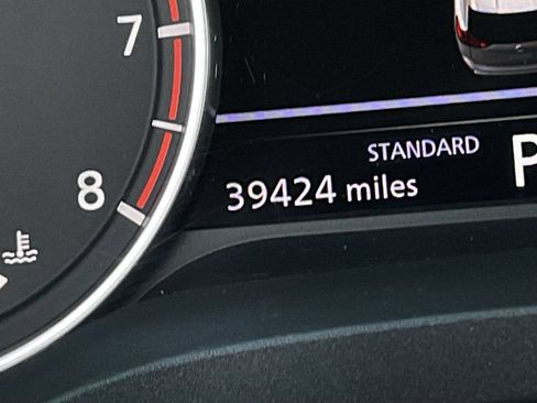 Used 2025 Nissan Rogue SV FWD image 37