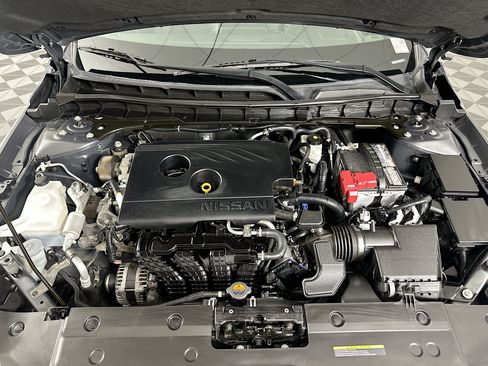 Used 2020 Nissan Altima 2.5 SL FWD image 33