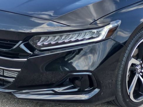 Used 2021 Honda Accord Sport Special Edition image 11