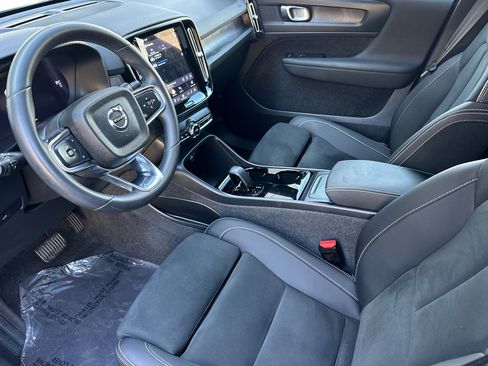 Certified 2023 Volvo C40 P8 Recharge Plus w/ Climate Package image 11