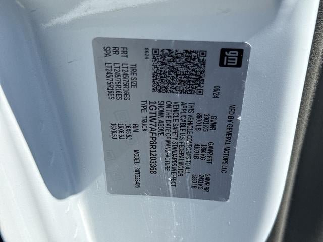 Certified 2024 GMC Savana 2500 w/ Driver Convenience Package RWD image 30