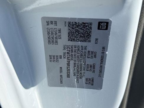 Certified 2024 GMC Savana 2500 w/ Driver Convenience Package RWD image 30