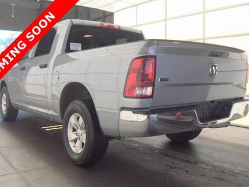 Used 2022 RAM 1500 Classic SLT RWD image 3