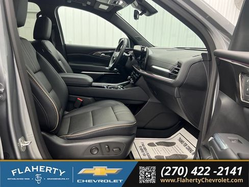 Used 2026 Chevrolet Traverse High Country w/ LPO, Floor Liner Package AWD/4WD image 15