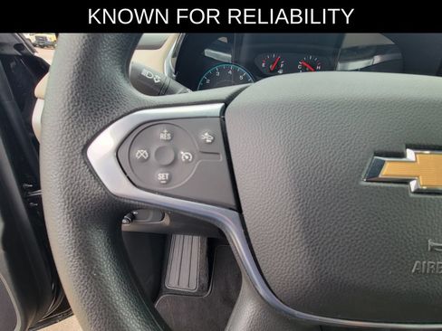 Used 2022 Chevrolet Traverse LS FWD image 21